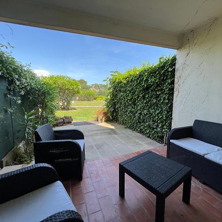 Appartement 2 Pieces En Rez De Jardin Avec Parking Et Piscine Villeneuve-Loubet Eksteriør billede